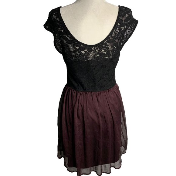 Dynamite Lace Chiffon Party Dress L Black Purple Lined Low Back Elastic Waist - Picture 4 of 6